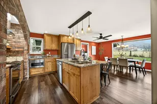 941 Beeson Ln, Talent, OR 97540 - Photo 13