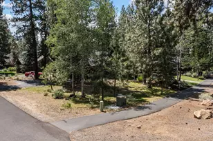 685 E Coyote Springs Rd, Sisters, OR 97759 - Photo 37