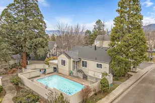 372 Glenn St, Ashland, OR 97520 - Photo 35