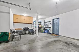 372 Glenn St, Ashland, OR 97520 - Photo 27