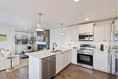 3972 SW Obsidian Place #140, Redmond, OR 97756 - Photo 11