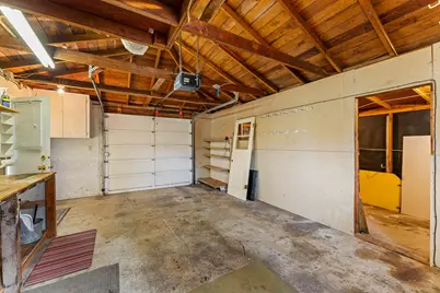 220 S 3rd Street, Central Point, OR 97502 - Photo 27