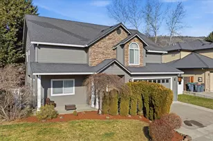 4529 Wolf Run Dr, Medford, OR 97504 - Photo 39