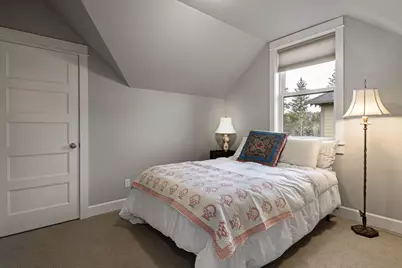 1025 E Horse Back Trail, Sisters, OR 97759 - Photo 17