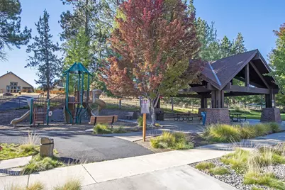 1025 E Horse Back Trail, Sisters, OR 97759 - Photo 31