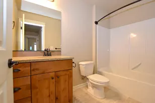 20848 Gateway Dr, Bend, OR 97702 - Photo 15