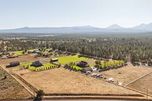 67276 Gist Rd, Bend, OR 97703 - Photo 53