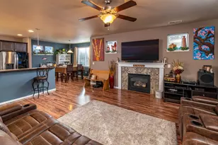 20297 SE Knightsbridge Pl, Bend, OR 97702 - Photo 3