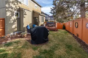 20297 SE Knightsbridge Pl, Bend, OR 97702 - Photo 21