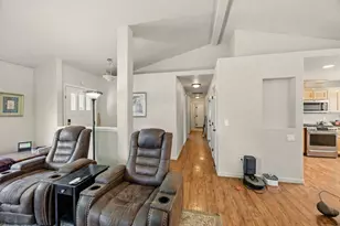 2427 Granite Ct, White City, OR 97503 - Photo 11