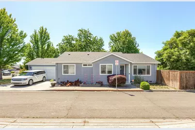 2427 Granite Court, White City, OR 97503 - Photo 1