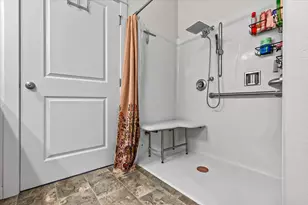 1637 Bronte Cir, Medford, OR 97504 - Photo 25