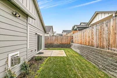 1637 Bronte Circle, Medford, OR 97504 - Photo 37