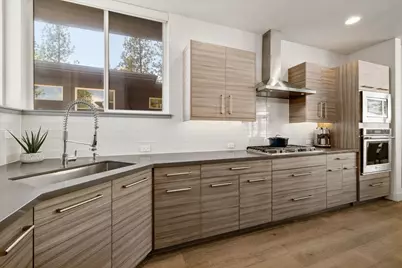 19504 SW Century Drive, Bend, OR 97702 - Photo 21