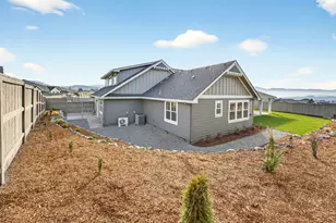 4043 Sunleaf Ave, Medford, OR 97504 - Photo 45