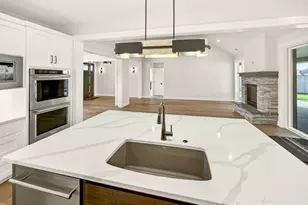 4043 Sunleaf Ave, Medford, OR 97504 - Photo 13