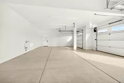 4043 Sunleaf Avenue, Medford, OR 97504 - Photo 41