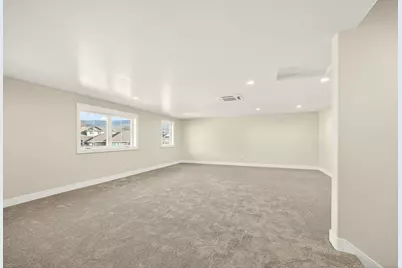 4043 Sunleaf Avenue, Medford, OR 97504 - Photo 39