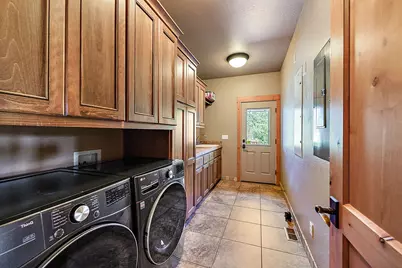 1475 Dead Indian Memorial Road, Ashland, OR 97520 - Photo 15