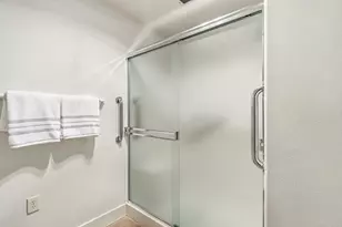 597 Mariposa Ct, Ashland, OR 97520 - Photo 13