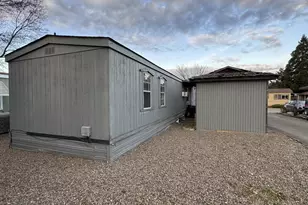 731 Hedy Jayne, Medford, OR 97501 - Photo 15