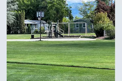 731 Hedy Jayne, Medford, OR 97501 - Photo 23