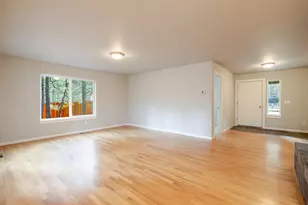 14450 Mountain View Loop, Sisters, OR 97759 - Photo 13