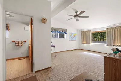 6131 Crater Lake Highway, Central Point, OR 97502 - Photo 13