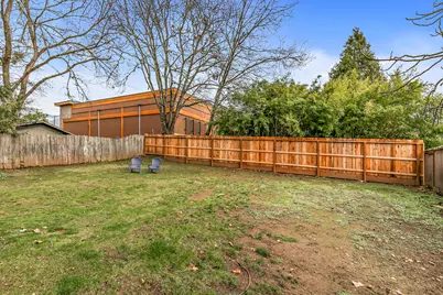 1035 NW Conklin Avenue, Grants Pass, OR 97526 - Photo 33