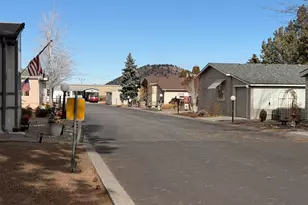 1001 SE 15th St, Bend, OR 97702 - Photo 39