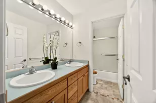 334 Andesite Dr, Jacksonville, OR 97530 - Photo 17