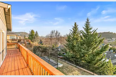 4770 Cloudcrest Drive, Medford, OR 97504 - Photo 45