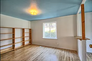 8060 Upper Applegate Rd, Jacksonville, OR 97530 - Photo 21