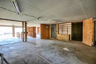 8060 Upper Applegate Rd, Jacksonville, OR 97530 - Photo 33