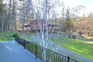 8060 Upper Applegate Rd, Jacksonville, OR 97530 - Photo 29