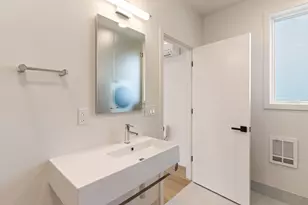 212 SW Log Ct, Bend, OR 97702 - Photo 43