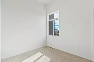 212 SW Log Ct, Bend, OR 97702 - Photo 31