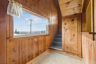 241 Hillside Ave, Klamath Falls, OR 97601 - Photo 17