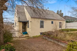 241 Hillside Ave, Klamath Falls, OR 97601 - Photo 35