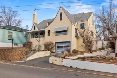 241 Hillside Avenue, Klamath Falls, OR 97601 - Photo 3