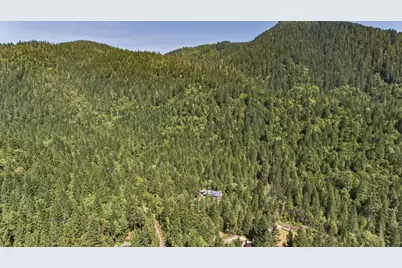 437 Little Grayback Road, Cave Junction, OR 97523 - Photo 23