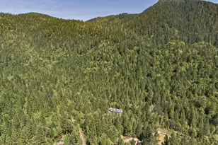 437 Little Gray Back Rd, Cave Junction, OR 97523 - Photo 23