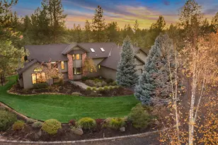 20397 Pine Vista Dr, Bend, OR 97702 - Photo 1