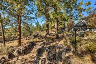 20397 Pine Vista Dr, Bend, OR 97702 - Photo 41
