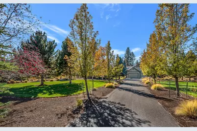 20397 Pine Vista Drive, Bend, OR 97702 - Photo 39