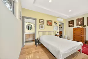 330 E Fir St, Jacksonville, OR 97530 - Photo 21