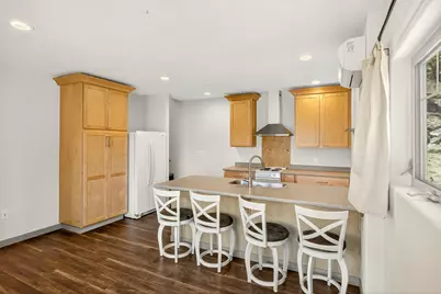 330 E Fir Street, Jacksonville, OR 97530 - Photo 37