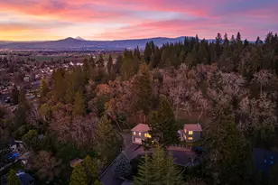 330 E Fir St, Jacksonville, OR 97530 - Photo 51