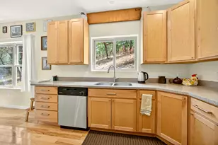 330 E Fir St, Jacksonville, OR 97530 - Photo 13