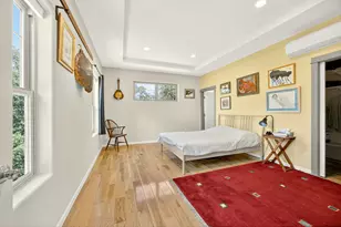 330 E Fir St, Jacksonville, OR 97530 - Photo 17